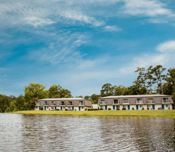 Abbey Lake Apartments in Thomasville, GA